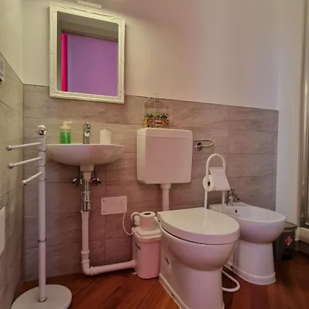 Con Bagno Privato In Piazza Galilei Ubytování v soukromí Cagliari